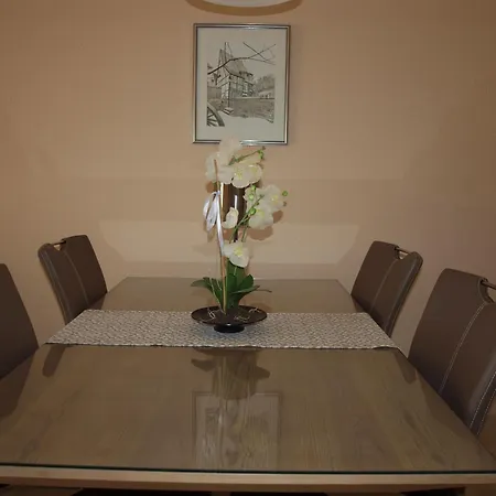 Intermobiliaria - Puerto Alto B5 8 * Estepona